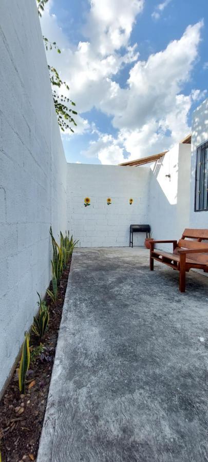 Casa El Conquistador/Excelenteubicacion/2Hab/Wifi Merida Exterior photo